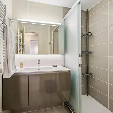 Savanna Rochelongue With Pool & Parking אגדה